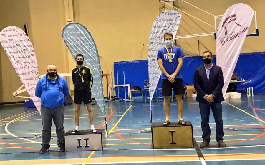 Vuelta a lo más alto para los jugadores del Club Bádminton Cartagena con dos oros, dos platas y un bronce 1 Vuelta a lo más alto para los jugadores del Club Bádminton Cartagena con dos oros, dos platas y un bronce