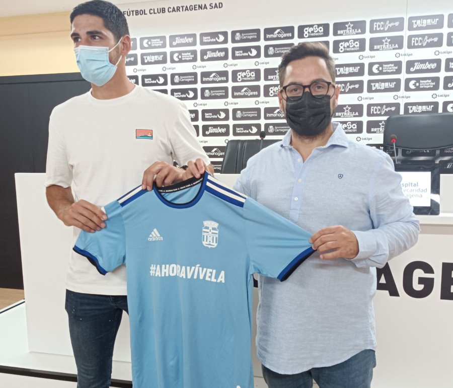 Paco Belmonte destaca la labor de la Dirección Deportiva..."cuándo hubo 5 traspasos" 1 Paco Belmonte destaca la labor de la Dirección Deportiva…»cuándo hubo 5 traspasos»