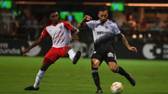 El FC Cartagena estrena la temporada con una derrota (1-3)