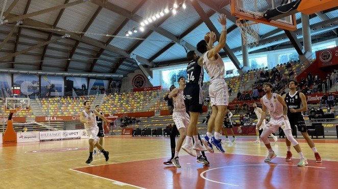 Victoria cómoda en un gran encuentro de los pupilos de Aranzana (87-53) 1 Victoria cómoda en un gran encuentro de los pupilos de Aranzana (87-53)