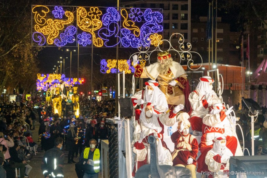 La alcaldesa destaca la buena colaboración ciudadana para cumplir las medidas Covid que han hecho de la Cabalgata de Reyes de Cartagena "todo un éxito" 1 La alcaldesa destaca la buena colaboración ciudadana para cumplir las medidas Covid que han hecho de la Cabalgata de Reyes de Cartagena «todo un éxito»