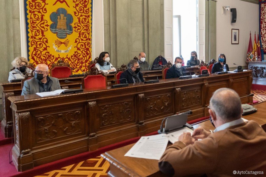 La Comisión de Hacienda resuelve las 11 alegaciones formuladas al presupuesto y propone su aprobación definitiva 1 La Comisión de Hacienda resuelve las 11 alegaciones formuladas al presupuesto y propone su aprobación definitiva