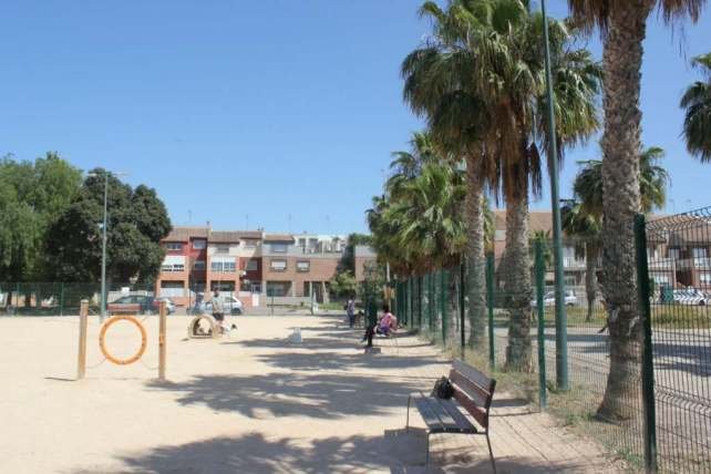 MC exigirá mejoras para el abandonado parque canino de Barrio Peral 4 parque canino 3