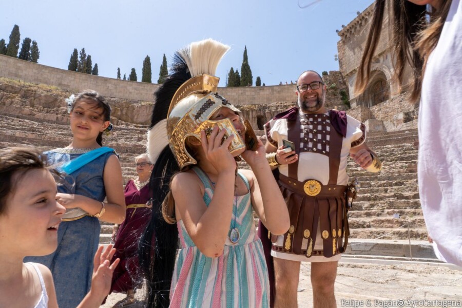 Actividades de Carthagineses y Romanos en Puerto de Culturas y el Teatro Romano
